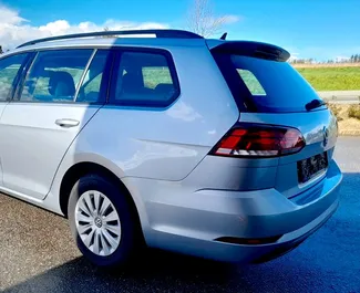 Vermietung Volkswagen Golf Variant. Wirtschaft, Komfort Fahrzeug zur Miete in der Tschechischen Republik ✓ Kaution Einzahlung von 400 EUR ✓ Versicherungsoptionen KFZ-HV, TKV, VKV Plus, VKV Komplett, Diebstahlschutz, Ausland, Keine Kaution.