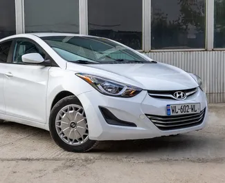 Frontansicht eines Mietwagens Hyundai Elantra in Tiflis, Georgien ✓ Auto Nr.10033. ✓ Automatisch TM ✓ 0 Bewertungen.