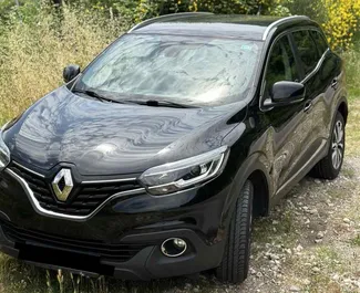 Frontansicht eines Mietwagens Renault Kadjar in Budva, Montenegro ✓ Auto Nr.10264. ✓ Automatisch TM ✓ 0 Bewertungen.