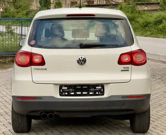 Vermietung Volkswagen Tiguan. Komfort, Crossover Fahrzeug zur Miete in Albanien ✓ Kaution Einzahlung von 100 EUR ✓ Versicherungsoptionen KFZ-HV.