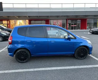 Autovermietung Honda Jazz Nr.10091 Automatisch am Flughafen von Tirana, ausgestattet mit einem 1,4L Motor ➤ Von Kristi in Albanien.