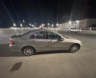 Autovermietung Mercedes-Benz C-Class Nr.10082 Automatisch am Flughafen von Tirana, ausgestattet mit einem 1,8L Motor ➤ Von Kristi in Albanien.