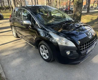 Frontansicht eines Mietwagens Peugeot 3008 in Budva, Montenegro ✓ Auto Nr.10248. ✓ Automatisch TM ✓ 0 Bewertungen.