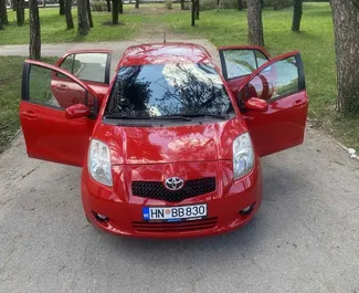 Autovermietung Toyota Yaris Nr.10246 Automatisch in Budva, ausgestattet mit einem 1,3L Motor ➤ Von Filip in Montenegro.