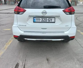 Vermietung Nissan Rogue. Komfort, Crossover Fahrzeug zur Miete in Georgien ✓ Kaution Keine Kaution ✓ Versicherungsoptionen KFZ-HV, TKV, VKV Komplett, Ausland.