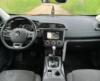 Diesel 1,5L Motor von Renault Kadjar 2019 zur Miete in Budva.