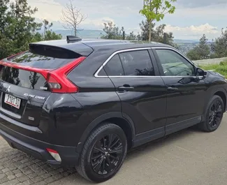 Benzin 1,5L Motor von Mitsubishi Eclipse Cross 2018 zur Miete in Tiflis.