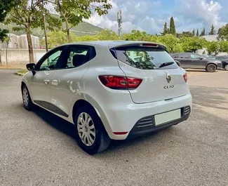 Autovermietung Renault Clio 4 Nr.10386 Schaltgetriebe in Budva, ausgestattet mit einem 1,5L Motor ➤ Von Nebojsa in Montenegro.