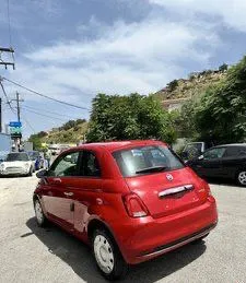 Autovermietung Fiat 500 Nr.10395 Schaltgetriebe in Mytilene, ausgestattet mit einem 1,0L Motor ➤ Von Xarikleia in Griechenland.