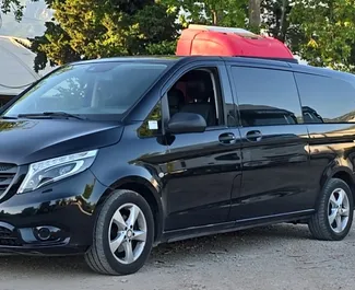 Frontansicht eines Mietwagens Mercedes-Benz Vito in Bar, Montenegro ✓ Auto Nr.2274. ✓ Automatisch TM ✓ 2 Bewertungen.