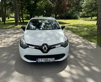 Autovermietung Renault Clio 4 Nr.10406 Schaltgetriebe in Budva, ausgestattet mit einem 1,5L Motor ➤ Von Filip in Montenegro.