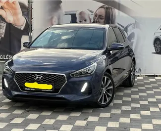 Frontansicht eines Mietwagens Hyundai i30 in Durres, Albanien ✓ Auto Nr.10476. ✓ Automatisch TM ✓ 0 Bewertungen.