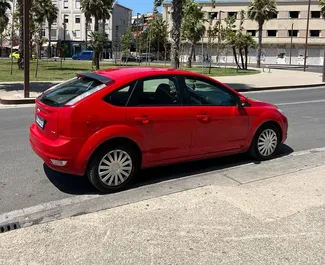 Vermietung Ford Focus. Komfort Fahrzeug zur Miete in Albanien ✓ Kaution Einzahlung von 40 EUR ✓ Versicherungsoptionen KFZ-HV.