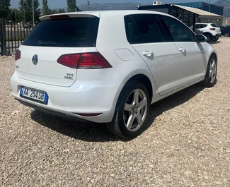 Mietwagen Volkswagen Golf 7 2016 in Albanien, mit Diesel-Kraftstoff und 140 PS ➤ Ab 22 EUR pro Tag.