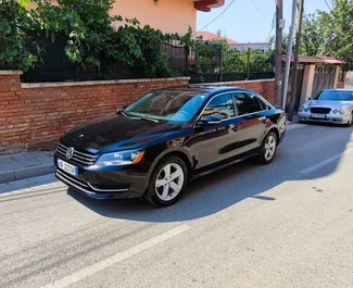 Autovermietung Volkswagen Passat Nr.10590 Automatisch in Tirana, ausgestattet mit einem 2,0L Motor ➤ Von Oltjon in Albanien.