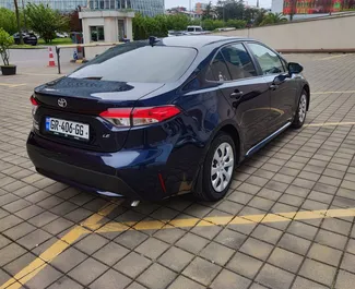 Mietwagen Toyota Corolla Sedan 2021 in Georgien, mit Benzin-Kraftstoff und 139 PS ➤ Ab 65 GEL pro Tag.