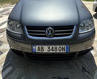 Autovermietung Volkswagen Touran Nr.10676 Automatisch in Durres, ausgestattet mit einem 2,0L Motor ➤ Von Emanuel in Albanien.