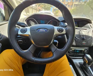 Vermietung Ford Focus. Komfort Fahrzeug zur Miete in Albanien ✓ Kaution Einzahlung von 100 EUR ✓ Versicherungsoptionen TKV, VKV Plus, Ausland, Junge.