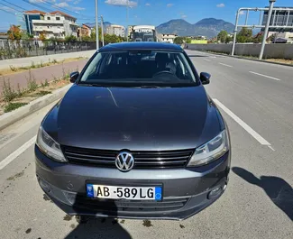 Autovermietung Volkswagen Jetta Nr.7441 Automatisch in Tirana, ausgestattet mit einem 1,6L Motor ➤ Von Ilir in Albanien.