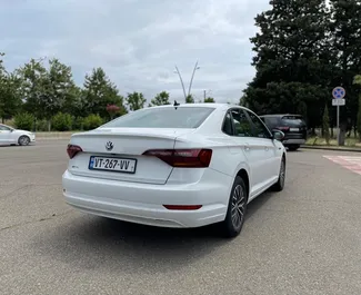 Benzin 1,4L Motor von Volkswagen Jetta 2019 zur Miete in Tiflis.