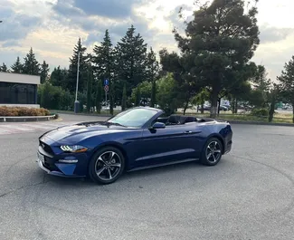 Mietwagen Ford Mustang Cabrio 2020 in Georgien, mit Benzin-Kraftstoff und 318 PS ➤ Ab 215 GEL pro Tag.