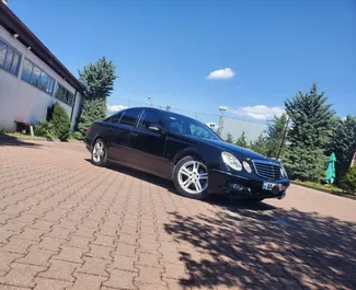 Autovermietung Mercedes-Benz E-Class Nr.10926 Automatisch am Flughafen von Tirana, ausgestattet mit einem 2,8L Motor ➤ Von Fation in Albanien.