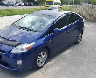 Autovermietung Toyota Prius Nr.10844 Automatisch in Tiflis, ausgestattet mit einem 1,8L Motor ➤ Von Zurab in Georgien.