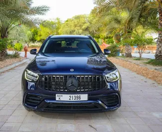 Autovermietung Mercedes-Benz GLC300 Nr.10845 Automatisch in Dubai, ausgestattet mit einem 2,0L Motor ➤ Von Andry in VAE.