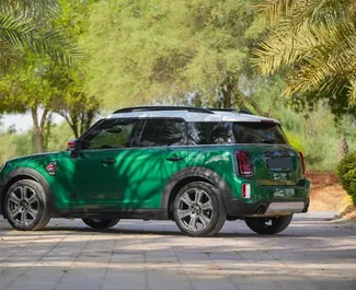 Autovermietung Mini Countryman Cooper S Nr.8562 Automatisch in Dubai, ausgestattet mit einem 2,0L Motor ➤ Von Andry in VAE.