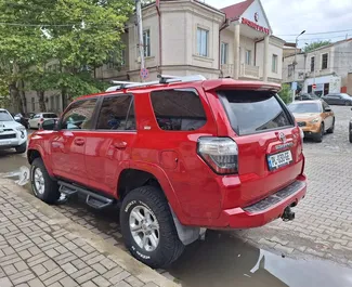 Toyota 4 Runner 2016 zur Miete verfügbar in Tiflis, mit Kilometerbegrenzung unbegrenzte.