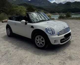 Autovermietung Mini Cooper Cabrio Nr.10833 Automatisch in Barcelona, ausgestattet mit einem 2,0L Motor ➤ Von Sergej in Spanien.