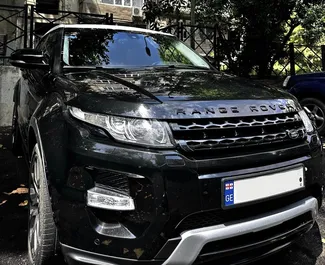 Frontansicht eines Mietwagens Land Rover Range Rover Evoque in Tiflis, Georgien ✓ Auto Nr.10820. ✓ Automatisch TM ✓ 0 Bewertungen.