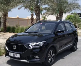 Frontansicht eines Mietwagens MG ZS in Dubai, VAE ✓ Auto Nr.10846. ✓ Automatisch TM ✓ 0 Bewertungen.