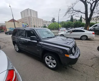 Vermietung Jeep Patriot. Komfort, SUV Fahrzeug zur Miete in Georgien ✓ Kaution Keine Kaution ✓ Versicherungsoptionen KFZ-HV, TKV, Diebstahlschutz, Keine Kaution.