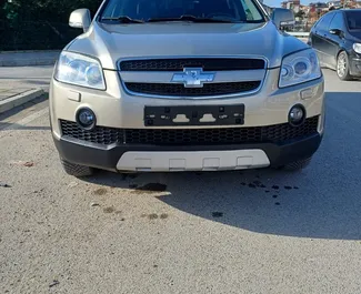 Autovermietung Chevrolet Captiva Nr.11084 Automatisch am Flughafen von Tirana, ausgestattet mit einem 2,2L Motor ➤ Von Enrigen in Albanien.