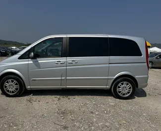 Vermietung Mercedes-Benz Viano. Komfort, Premium, Minivan Fahrzeug zur Miete in Albanien ✓ Kaution Keine Kaution ✓ Versicherungsoptionen KFZ-HV, VKV Komplett, Diebstahlschutz, Ausland.