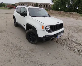Frontansicht eines Mietwagens Jeep Renegade in Kutaisi, Georgien ✓ Auto Nr.11179. ✓ Automatisch TM ✓ 1 Bewertungen.