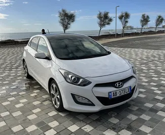 Frontansicht eines Mietwagens Hyundai i30 in Durres, Albanien ✓ Auto Nr.7898. ✓ Automatisch TM ✓ 1 Bewertungen.