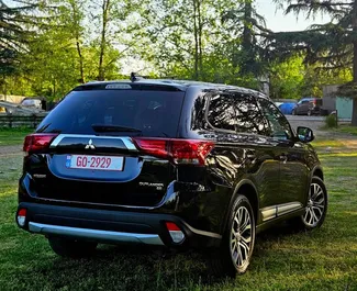 Vermietung Mitsubishi Outlander. Komfort, Crossover Fahrzeug zur Miete in Georgien ✓ Kaution Keine Kaution ✓ Versicherungsoptionen KFZ-HV, Insassen, Diebstahlschutz, Junge.