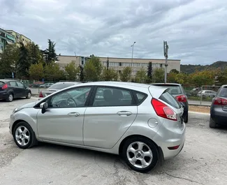 Vermietung Ford Fiesta. Wirtschaft Fahrzeug zur Miete in Albanien ✓ Kaution Keine Kaution ✓ Versicherungsoptionen KFZ-HV, TKV, Diebstahlschutz, Ausland.