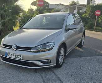 Frontansicht eines Mietwagens Volkswagen Golf 7 in Malaga, Spanien ✓ Auto Nr.11435. ✓ Automatisch TM ✓ 0 Bewertungen.