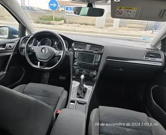 Vermietung Volkswagen Golf Variant. Wirtschaft, Komfort Fahrzeug zur Miete in Spanien ✓ Kaution Keine Kaution ✓ Versicherungsoptionen KFZ-HV, TKV, VKV Plus.