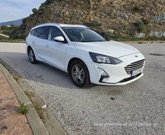 Vermietung Ford Focus SW. Wirtschaft, Komfort Fahrzeug zur Miete in Spanien ✓ Kaution Keine Kaution ✓ Versicherungsoptionen KFZ-HV, TKV, VKV Plus, Junge.