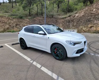 Mietwagen Alfa Romeo Stelvio Quadrifoglio 2018 in Georgien, mit Benzin-Kraftstoff und 510 PS ➤ Ab 620 GEL pro Tag.