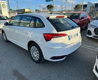 Vermietung Skoda Scala. Komfort Fahrzeug zur Miete in Albanien ✓ Kaution Einzahlung von 200 EUR ✓ Versicherungsoptionen KFZ-HV, TKV, Ausland.