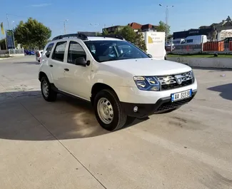 Autovermietung Dacia Duster Nr.11492 Schaltgetriebe am Flughafen von Tirana, ausgestattet mit einem 1,5L Motor ➤ Von Leonard in Albanien.