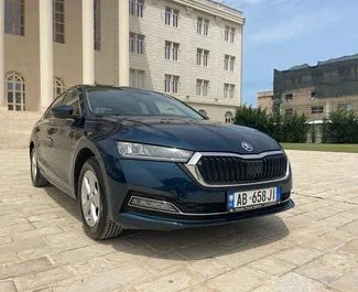 Vermietung Skoda Octavia. Komfort Fahrzeug zur Miete in Albanien ✓ Kaution Einzahlung von 300 EUR ✓ Versicherungsoptionen KFZ-HV, TKV, Ausland.