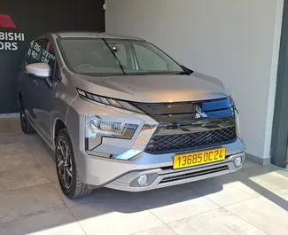 Frontansicht eines Mietwagens Mitsubishi Xpander auf Mauritius, Mauritius ✓ Auto Nr.11485. ✓ Automatisch TM ✓ 0 Bewertungen.