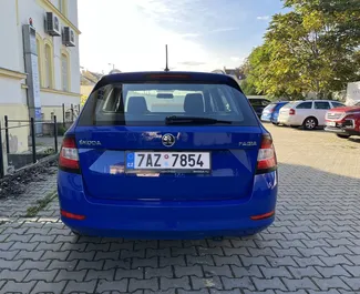 Vermietung Skoda Fabia Combi. Wirtschaft, Komfort Fahrzeug zur Miete in der Tschechischen Republik ✓ Kaution Einzahlung von 400 EUR ✓ Versicherungsoptionen KFZ-HV, TKV, VKV Plus, VKV Komplett, Diebstahlschutz, Ausland, Keine Kaution.