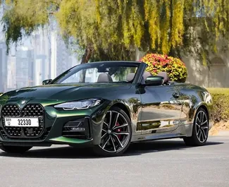 Benzin 2,0L Motor von BMW 420i Cabrio 2023 zur Miete in Dubai.